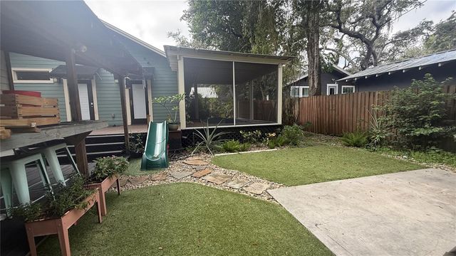 1016 E POWHATAN AVENUE, Tampa, FL 33604