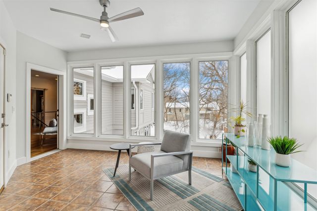 5740 Walnut Hill Avenue, Des Moines, IA 50312