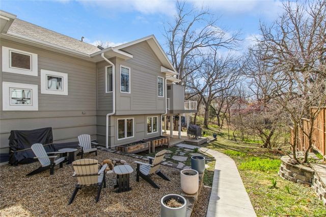 5740 Walnut Hill Avenue, Des Moines, IA 50312
