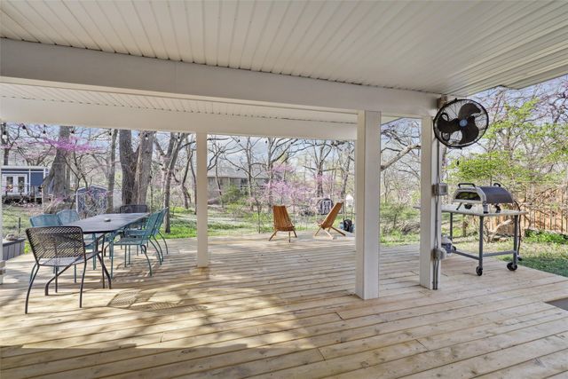 5740 Walnut Hill Avenue, Des Moines, IA 50312