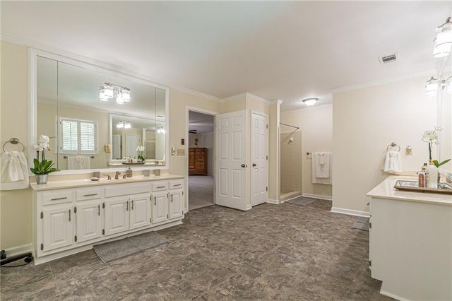 5460 Lichenhearth Court, Stone Mountain, GA 30087