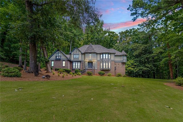 5460 Lichenhearth Court, Stone Mountain, GA 30087