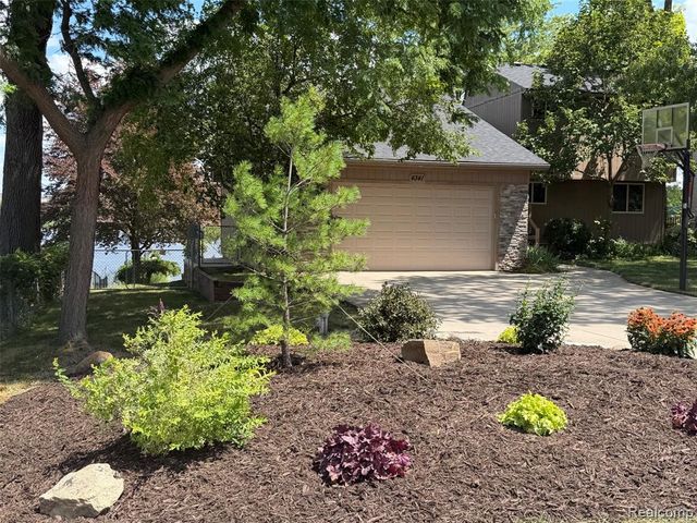 4341 Cornith Drive, Lake Orion, MI 48359