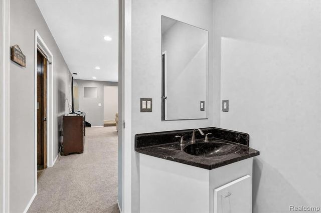 4341 Cornith Drive, Lake Orion, MI 48359