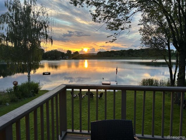4341 Cornith Drive, Lake Orion, MI 48359