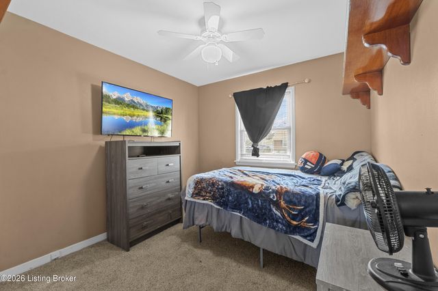 4313 Lahnna Dr, Louisville, KY 40216