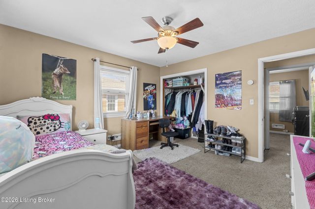 4313 Lahnna Dr, Louisville, KY 40216