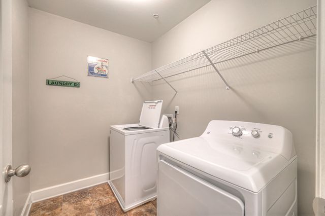 2013 Abbingdon Way, Old Hickory, TN 37138