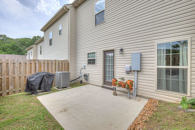 2013 Abbingdon Way, Old Hickory, TN 37138