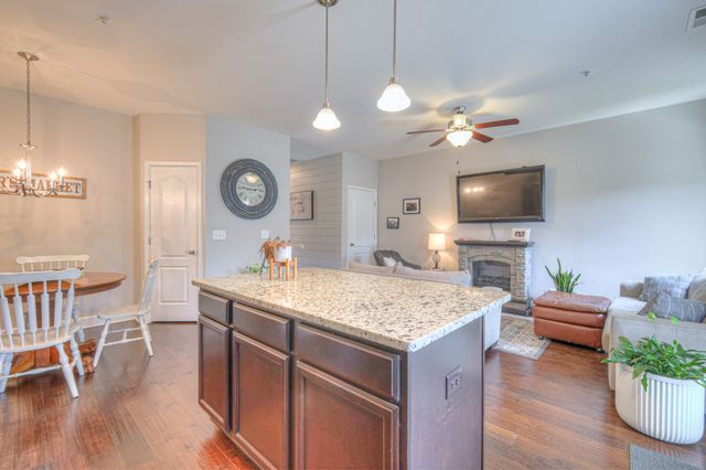 2013 Abbingdon Way, Old Hickory, TN 37138
