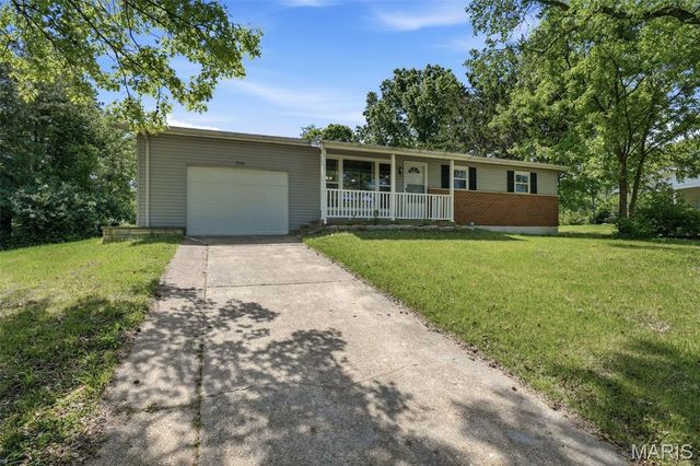 3026 Nettie Drive, Unincorporated, MO 63129