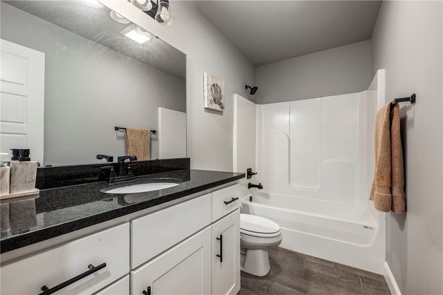 2331 Jazz Avenue, Bentonville, AR 72712