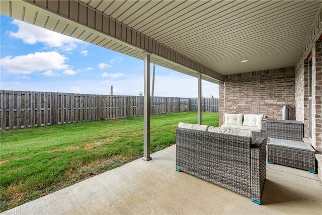 2331 Jazz Avenue, Bentonville, AR 72712
