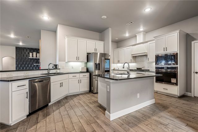 2331 Jazz Avenue, Bentonville, AR 72712