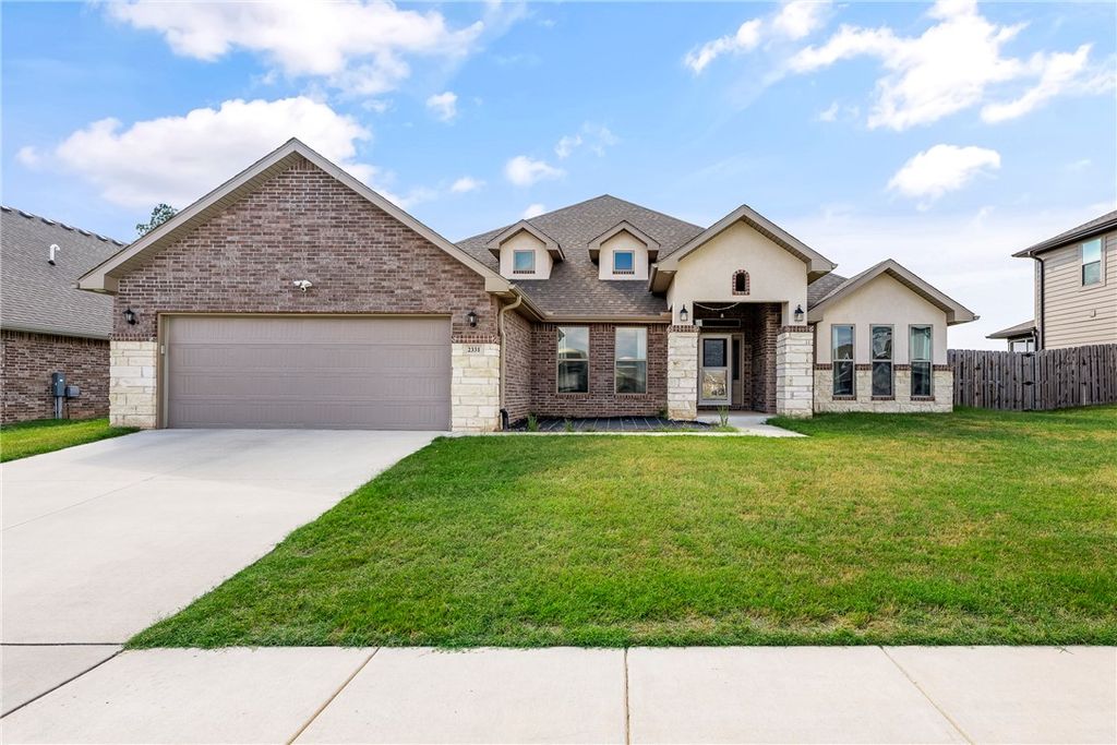 2331 Jazz Avenue, Bentonville, AR 72712