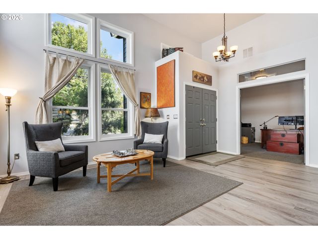 15700 Nw TRAKEHNER Way, Portland, OR 97229