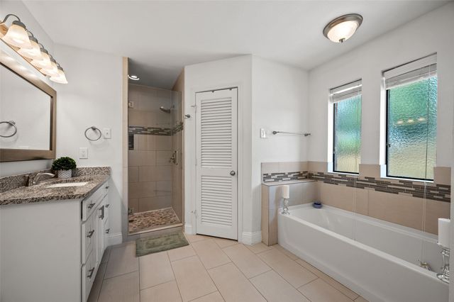 2405 Castle Street, Irving, TX 75038