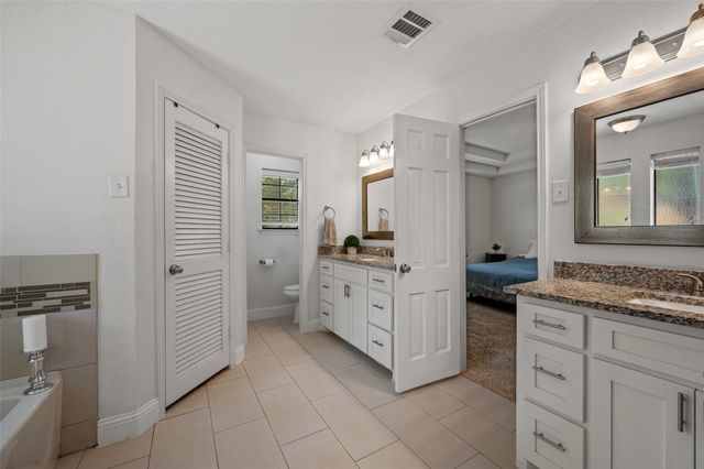 2405 Castle Street, Irving, TX 75038