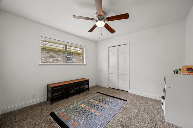 2405 Castle Street, Irving, TX 75038
