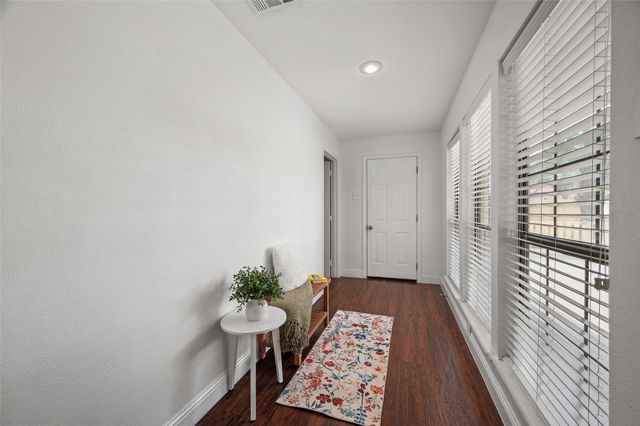 2405 Castle Street, Irving, TX 75038