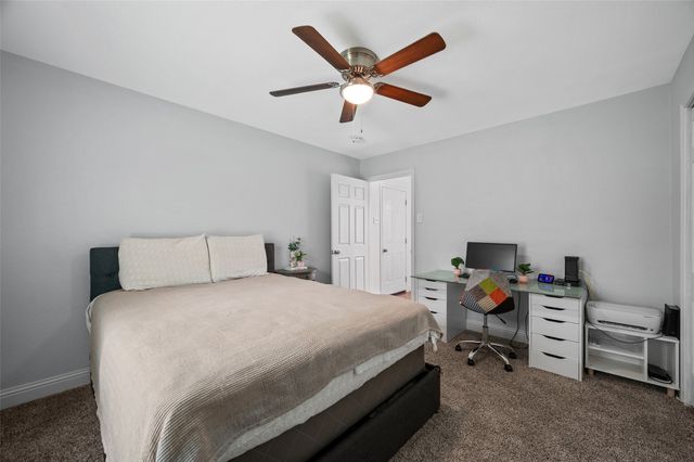2405 Castle Street, Irving, TX 75038