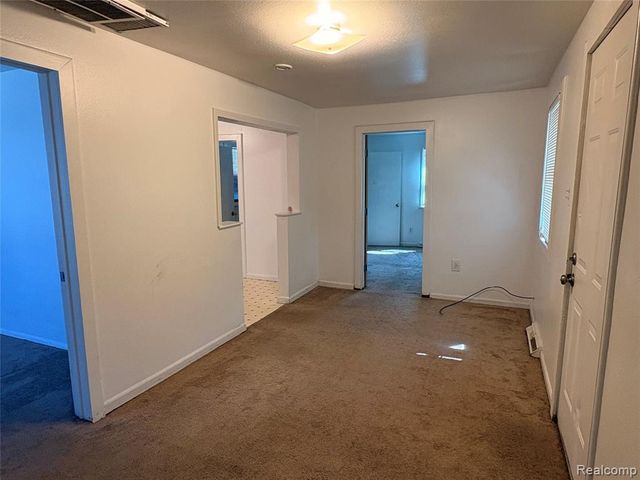 1026 W Scottwood Avenue, Flint, MI 48507