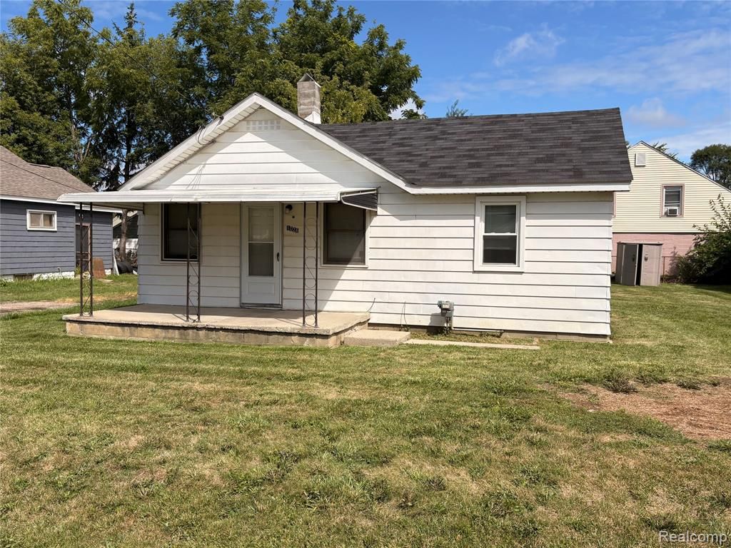 1026 W Scottwood Avenue, Flint, MI 48507