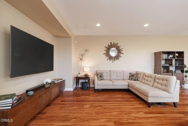 664 Corte Regalo, Camarillo, CA 93010