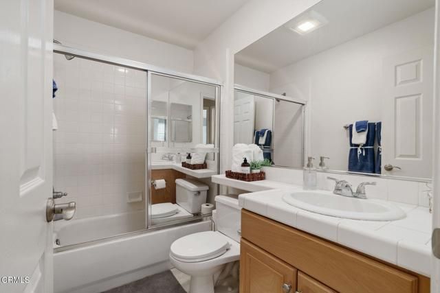 664 Corte Regalo, Camarillo, CA 93010