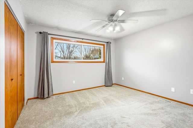 2041 Northgate Court NW, Rochester, MN 55901