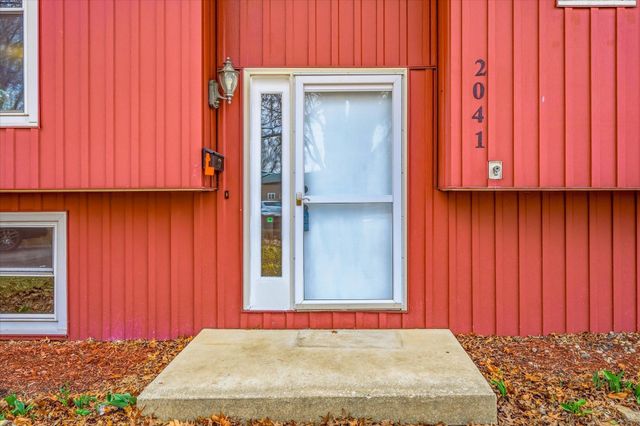 2041 Northgate Court NW, Rochester, MN 55901