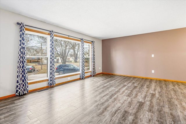 2041 Northgate Court NW, Rochester, MN 55901