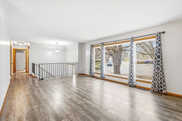 2041 Northgate Court NW, Rochester, MN 55901