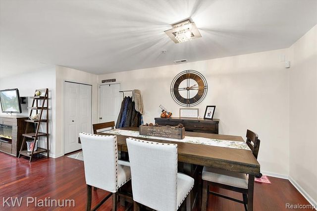 45519 Hidden View Court, Utica, MI 48315