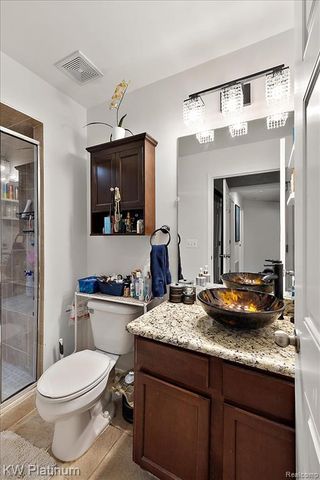 45519 Hidden View Court, Utica, MI 48315