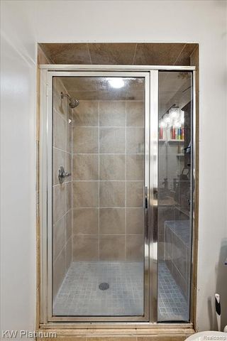 45519 Hidden View Court, Utica, MI 48315