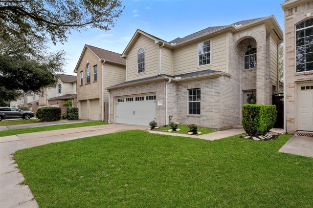 10135 W Palm Lake Drive, Houston, TX 77034