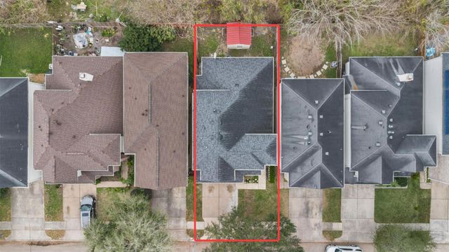 10135 W Palm Lake Drive, Houston, TX 77034