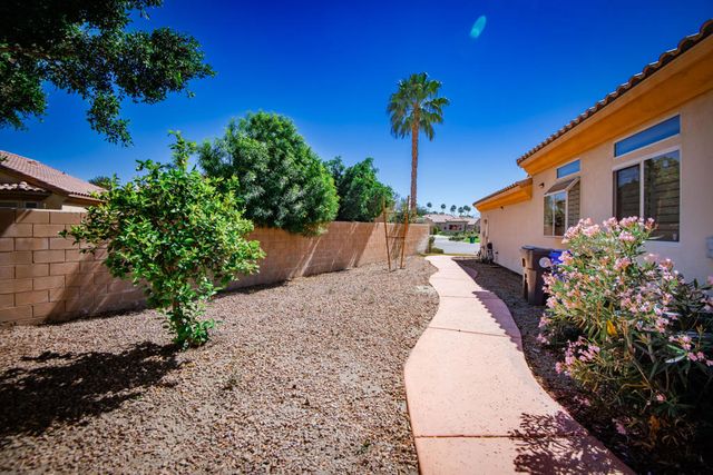 80060 Kinghorn Court, Indio, CA 92201