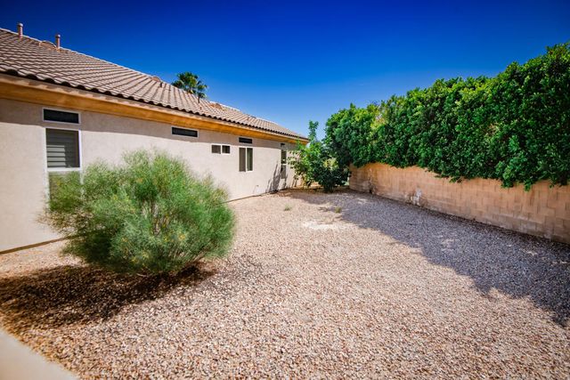 80060 Kinghorn Court, Indio, CA 92201