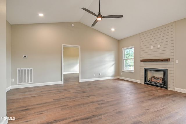 116 Emerald Drive, Greeneville, TN 37745