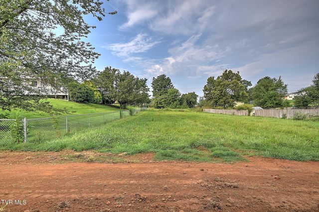 116 Emerald Drive, Greeneville, TN 37745