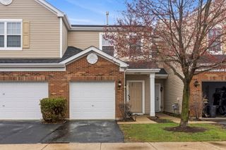 4568 Garritano Street B, Yorkville, IL 60560