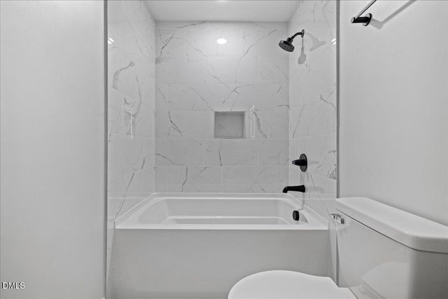 17 Runneymede Place, Smithfield, NC 27577