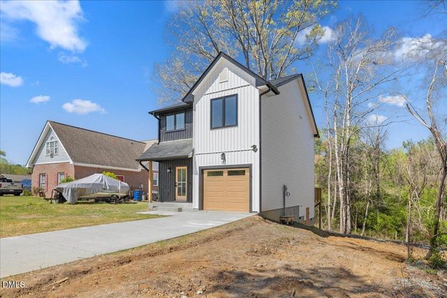 17 Runneymede Place, Smithfield, NC 27577