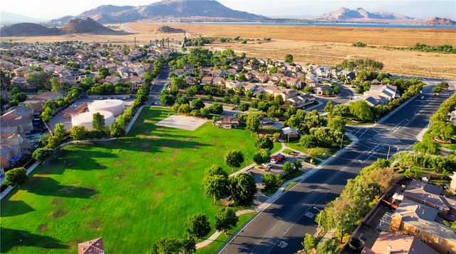 3893 Moravia Court, Perris, CA 92571