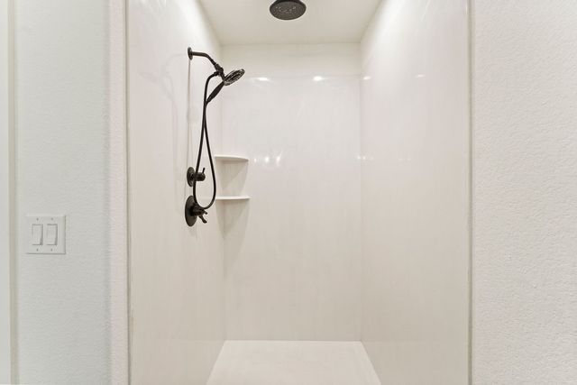 11 Pagham Lane, Bella Vista, AR 72714