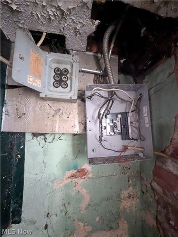 1449 Clearaire Road, Cleveland, OH 44110