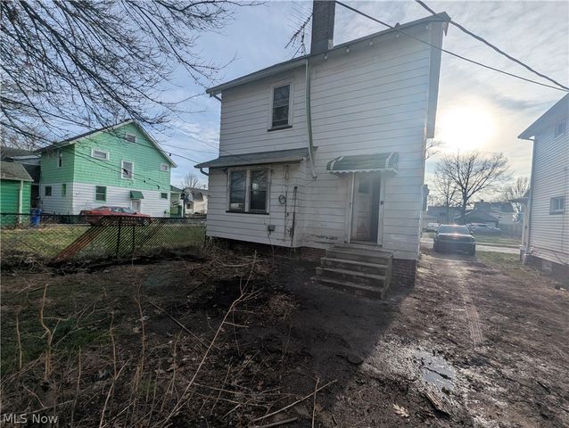 1449 Clearaire Road, Cleveland, OH 44110