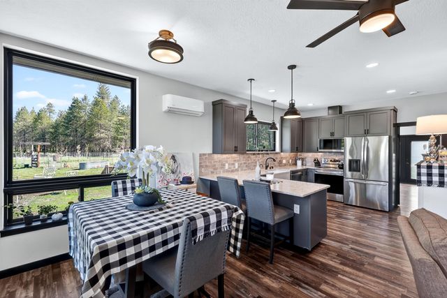 1100 E Denison Chattaroy Rd, Deer Park, WA 99006